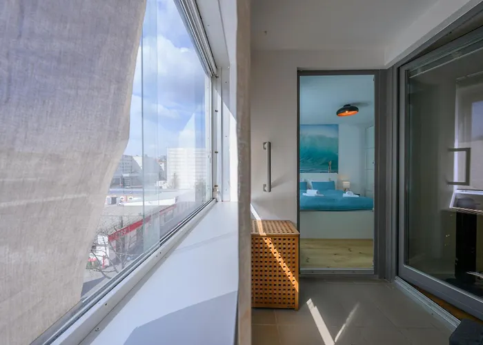 Mid-term 2 Bedroom In Pasettistrasse Διαμέρισμα *